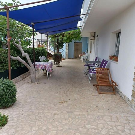 Apartments With A Parking Space Pag - 6325 Pag Town Εξωτερικό φωτογραφία