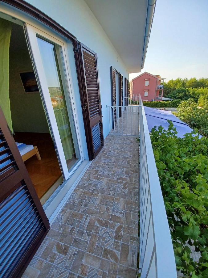 Apartments With A Parking Space Pag - 6325 Pag Town Εξωτερικό φωτογραφία